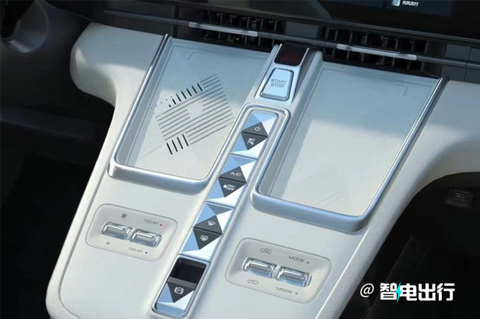 Haval Xiaolong MAX interior exposure is similar to Xingyue L, which is expected to start at 150,000-Figure 3